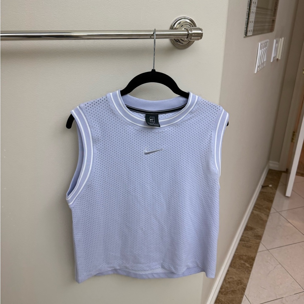 Nike Women's Light Gray Muscle Tee